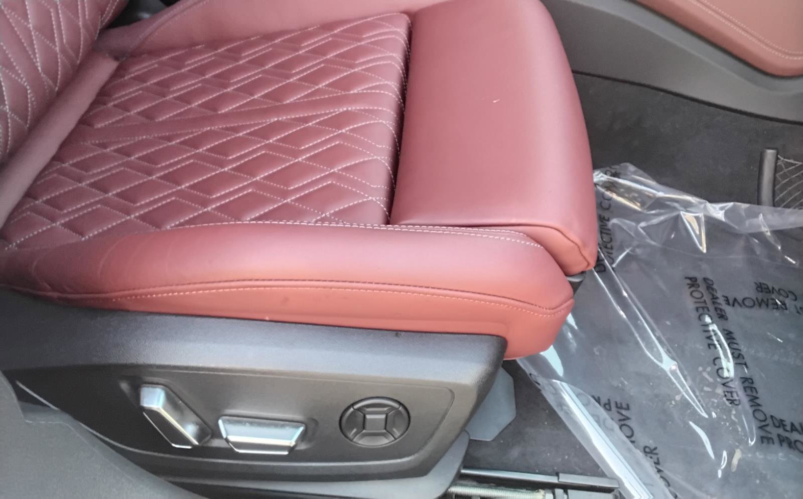 Used 2023 Audi S6 Premium Plus w/ Premium Plus Package image 26