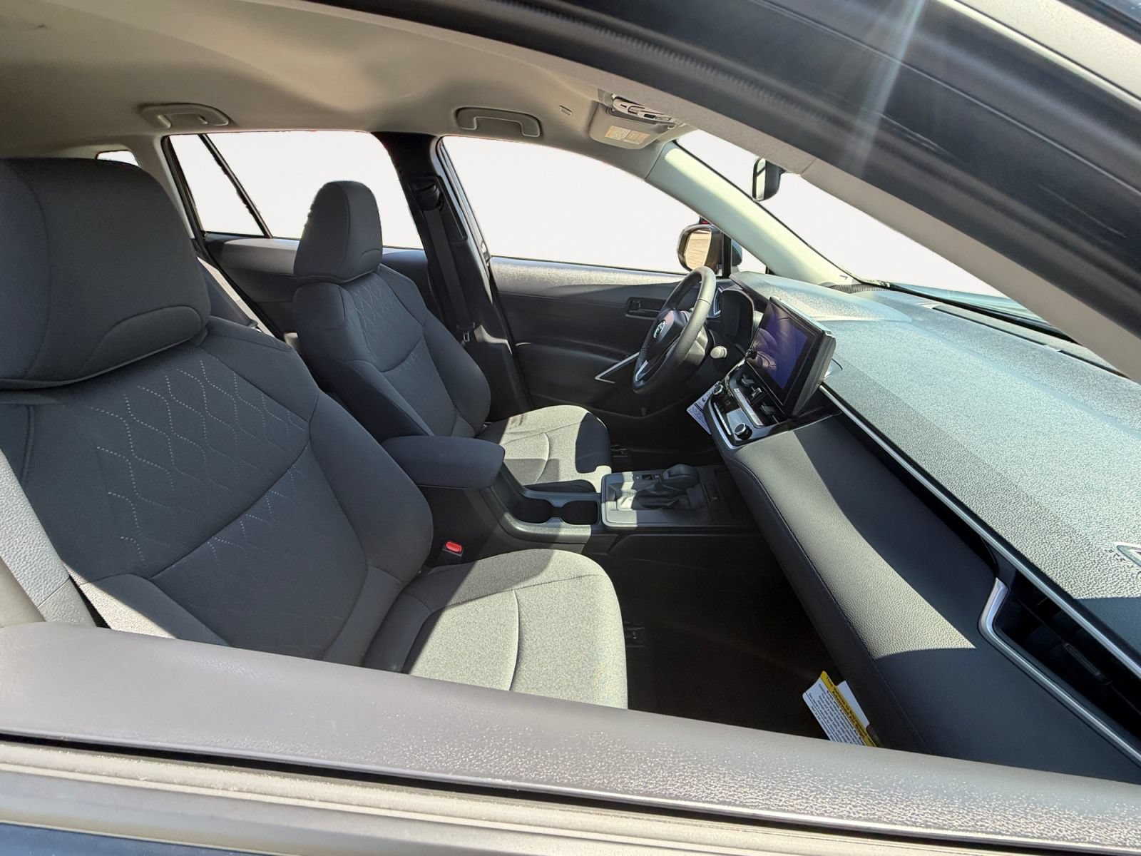 New 2026 Toyota Corolla Cross LE FWD image 15