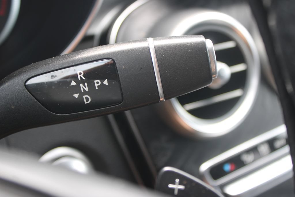 Used 2017 Mercedes-Benz GLC 300 image 38