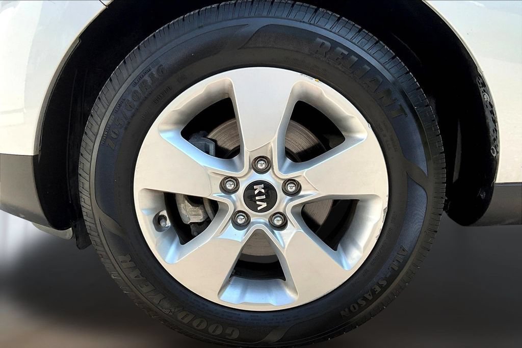 Used 2017 Kia Soul w/ Convenience Package FWD image 31