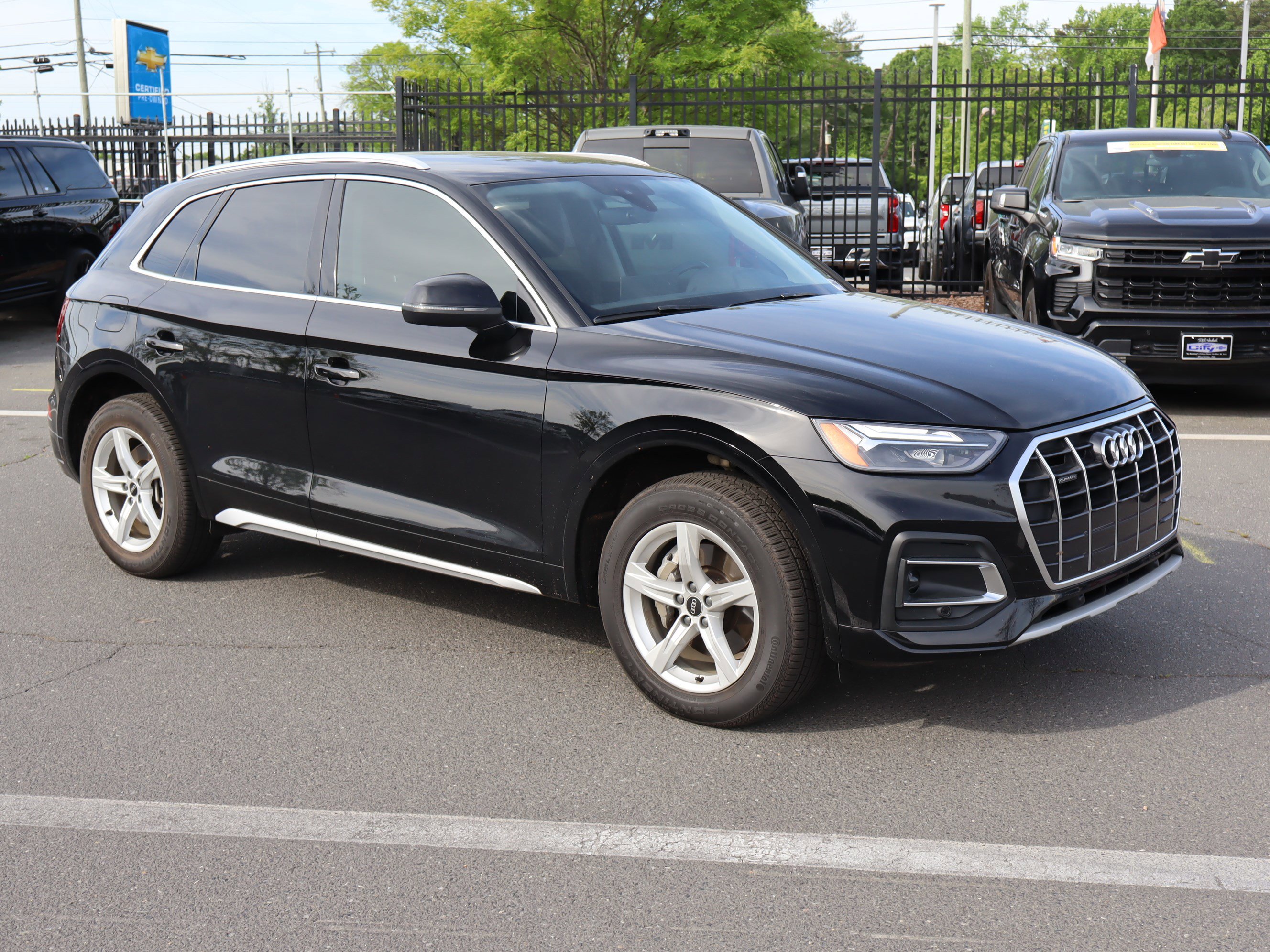 Used 2021 Audi Q5 Premium image 2