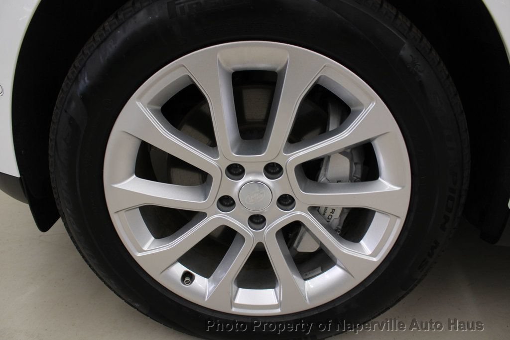 Used 2025 Land Rover Range Rover Sport SE AWD/4WD image 54
