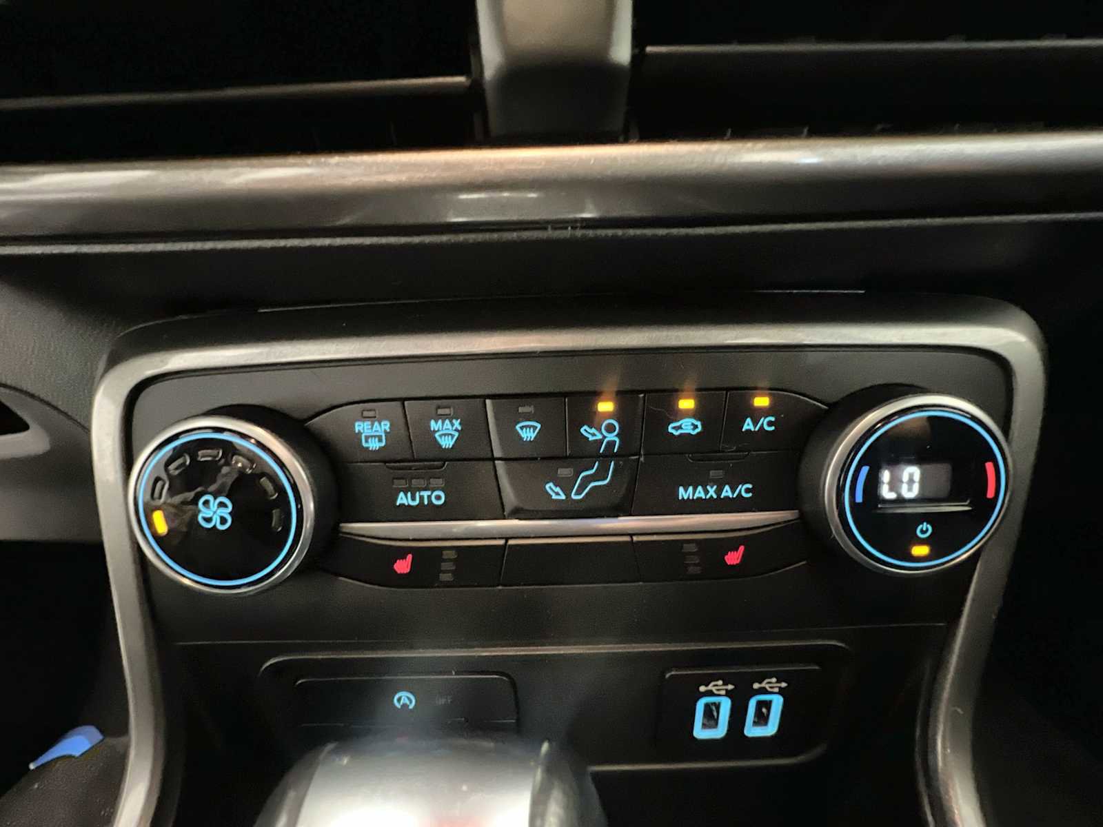 Used 2021 Ford EcoSport SE image 17