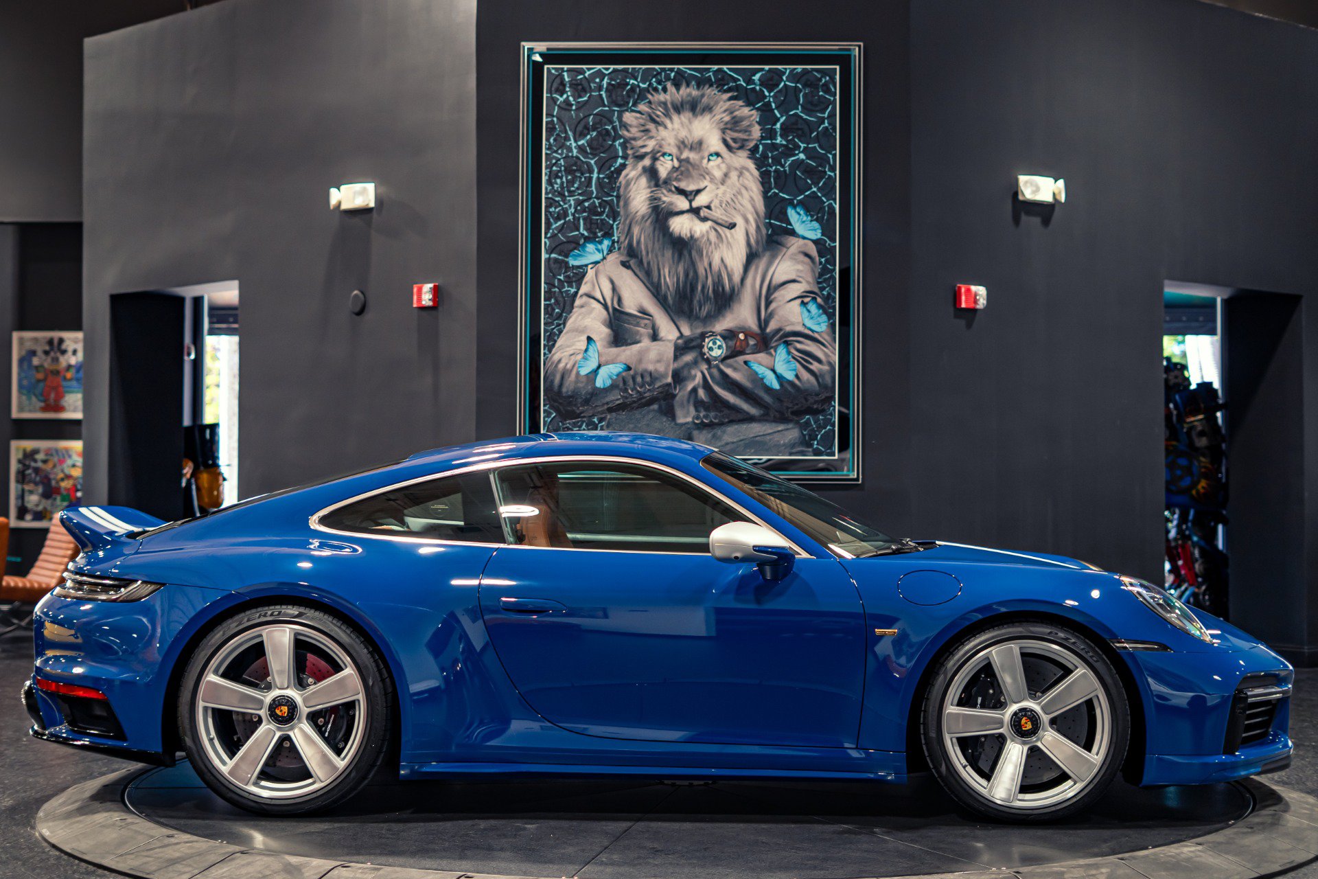 Used 2023 Porsche 911 Sport Classic RWD image 60