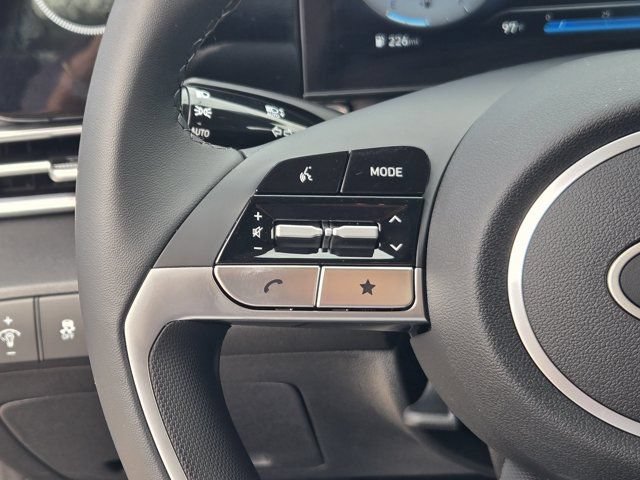 Certified 2026 Hyundai Elantra Limited FWD image 25