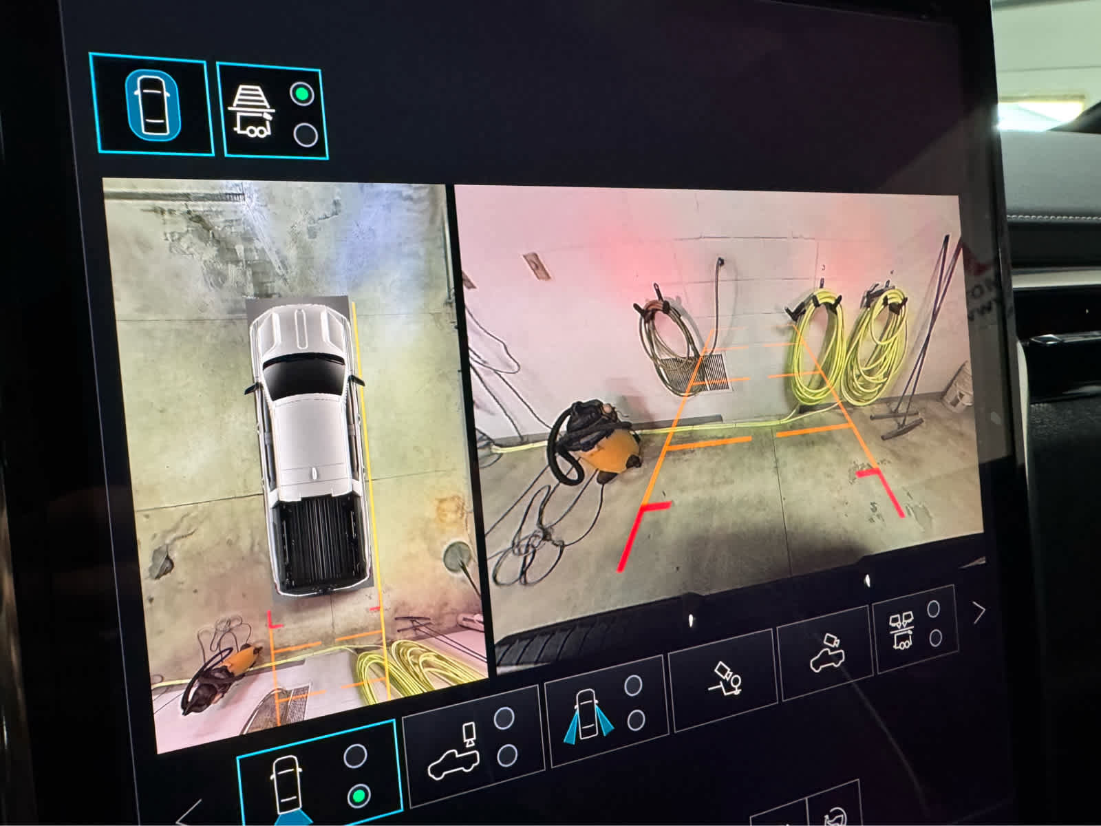 New 2026 GMC Sierra EV Elevation w/ Premium Package image 17