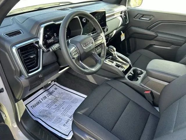 New 2026 GMC Canyon Elevation w/ LPO, Black Badging Package RWD image 12