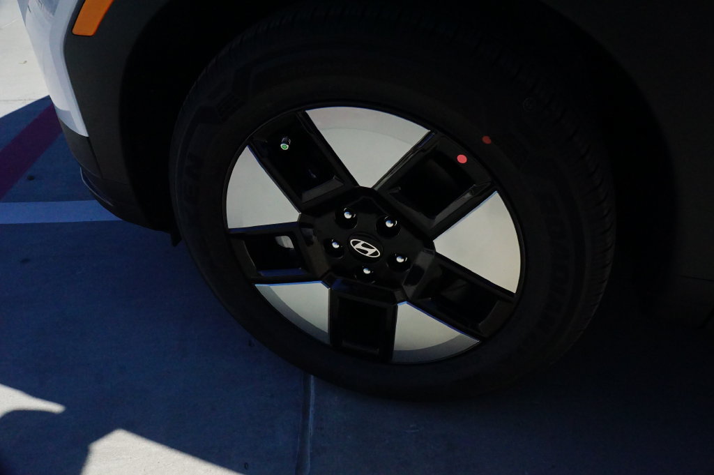 New 2026 Hyundai Santa Fe SE FWD image 8