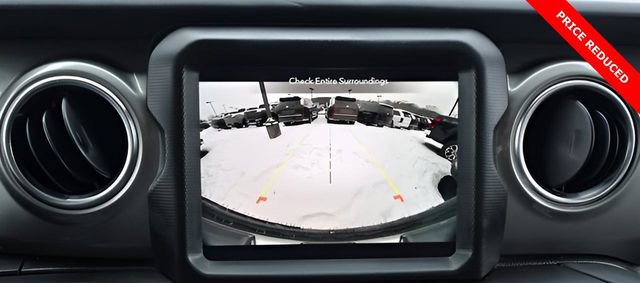 Used 2022 Jeep Wrangler Unlimited Sahara w/ Cold Weather Group image 25