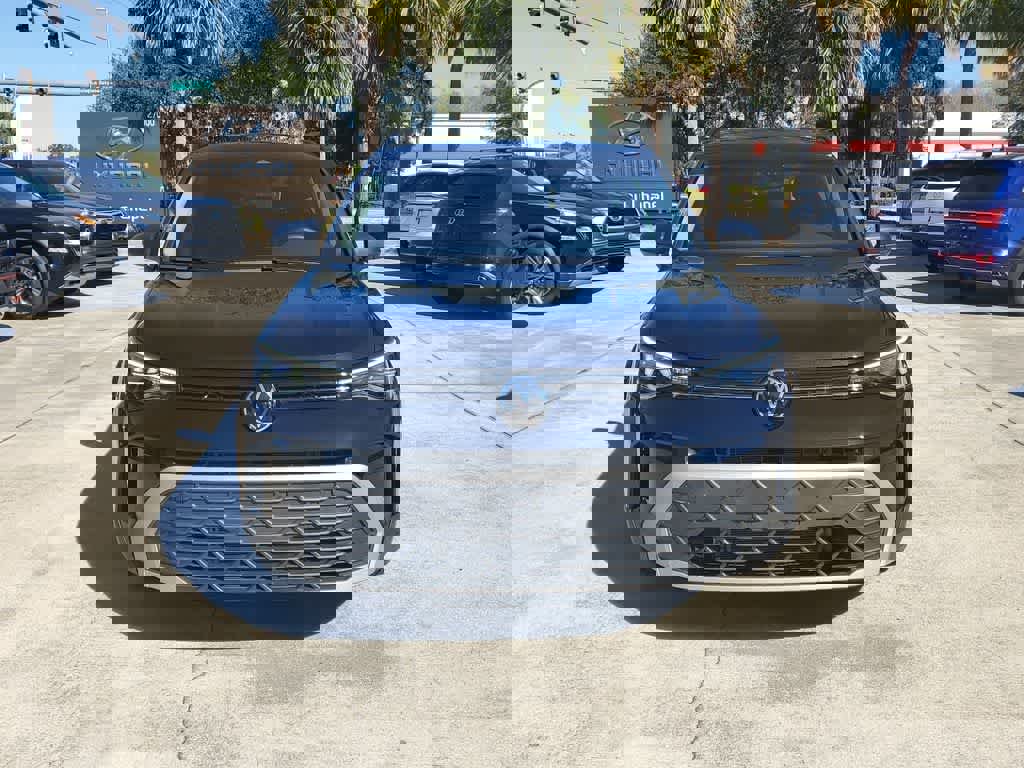 Used 2025 Volkswagen Taos S image 8