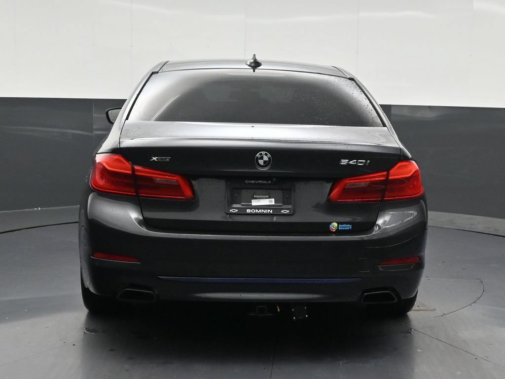 Used 2019 BMW 540i xDrive w/ Premium Package AWD/4WD image 4