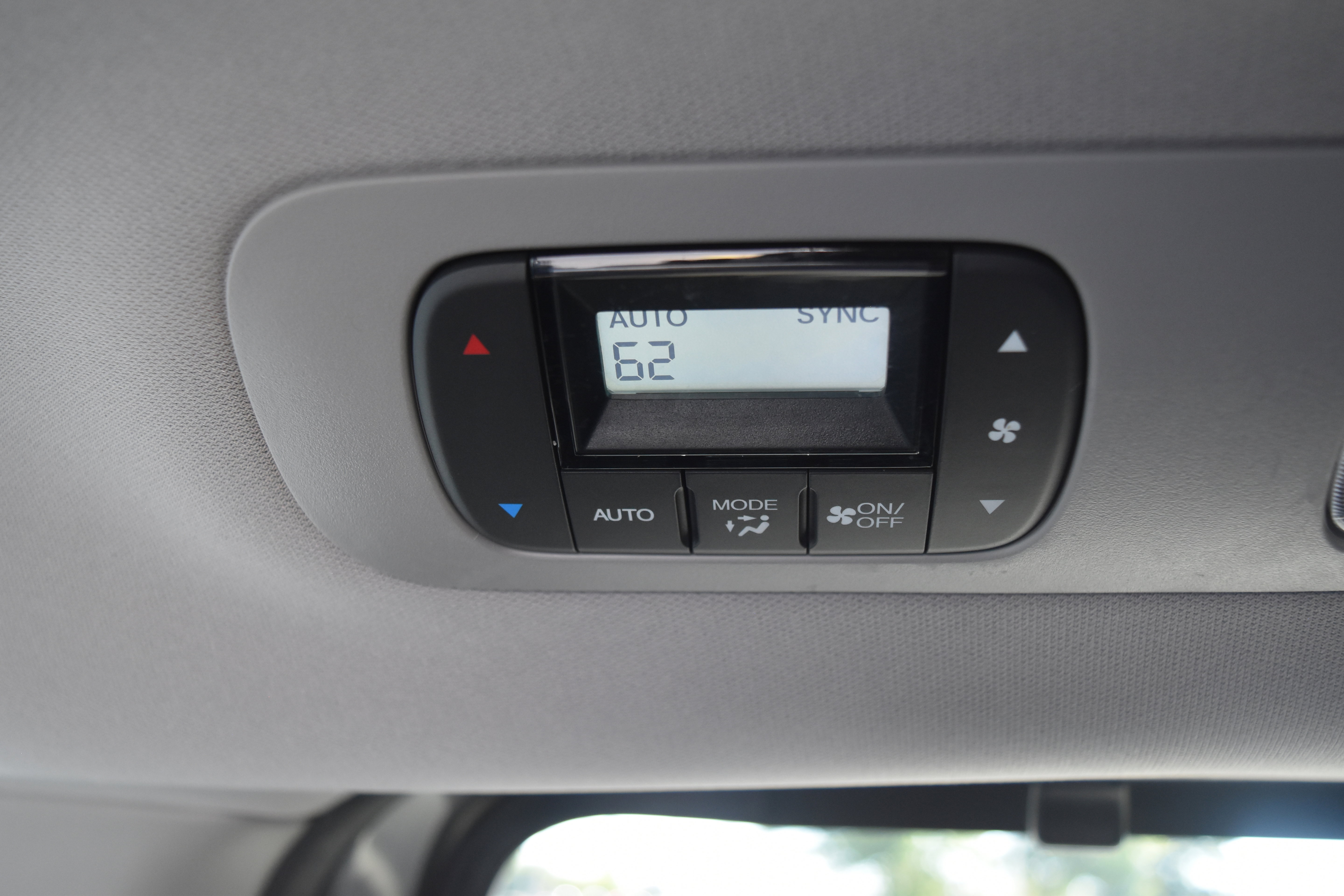 Certified 2024 Honda Odyssey Elite image 34