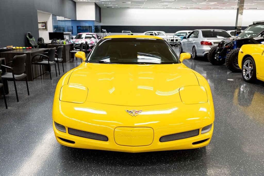 Used 2003 Chevrolet Corvette Z06 w/ Memory Package, 3 Drivers image 4