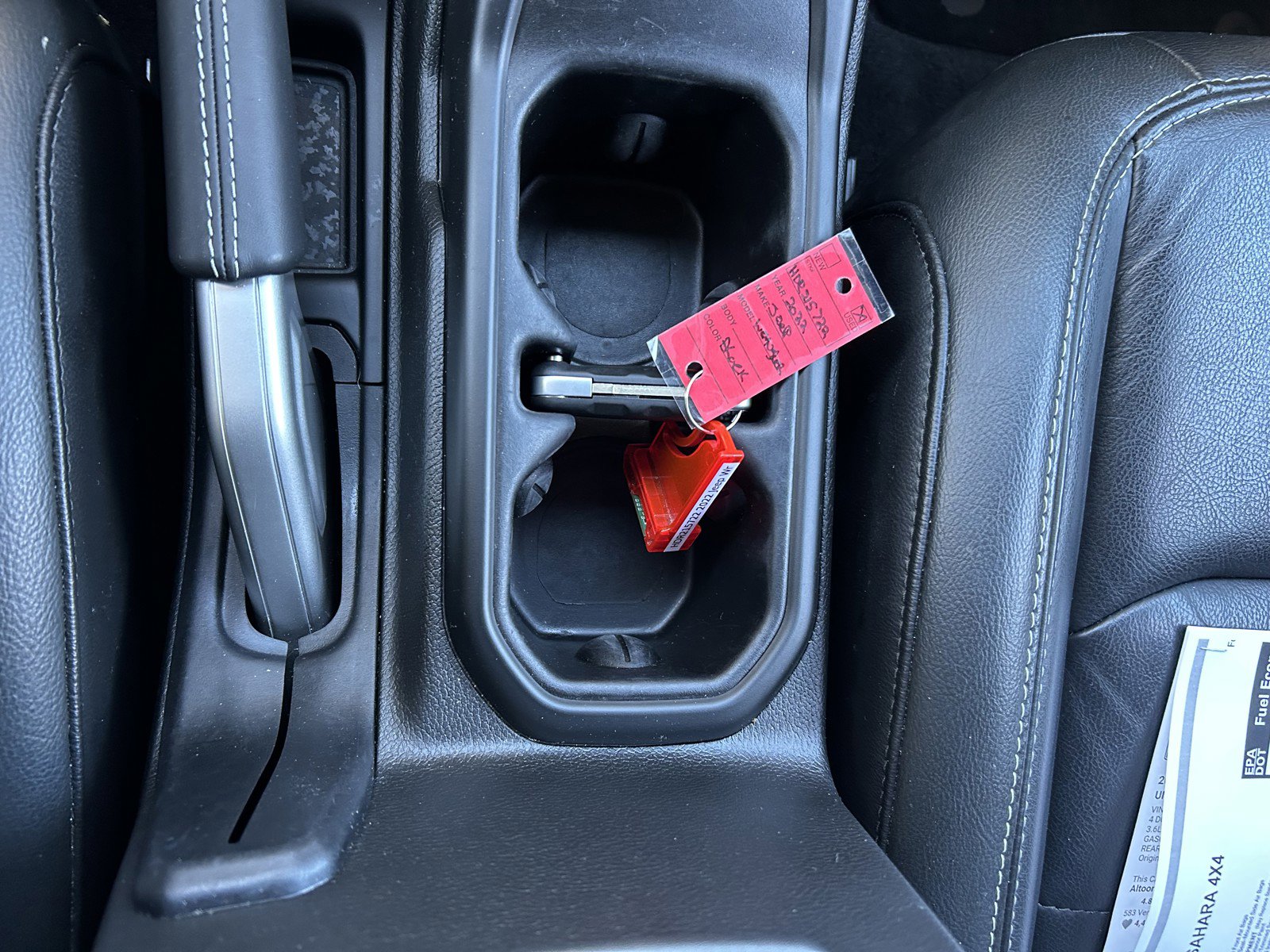 Used 2022 Jeep Wrangler Unlimited Sahara w/ Cold Weather Group image 32