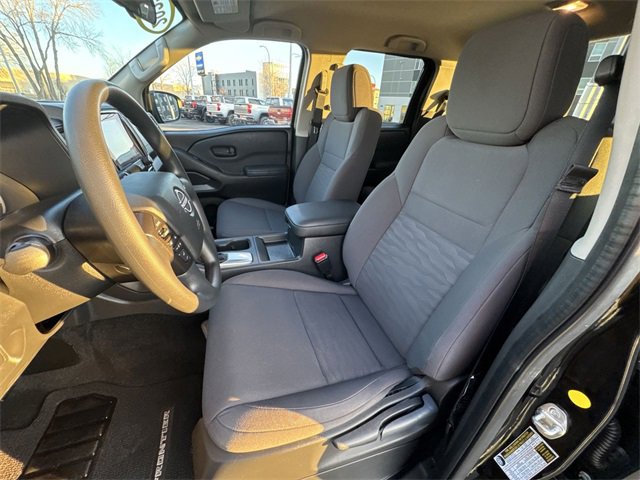 Used 2022 Nissan Frontier S w/ Technology Package image 18