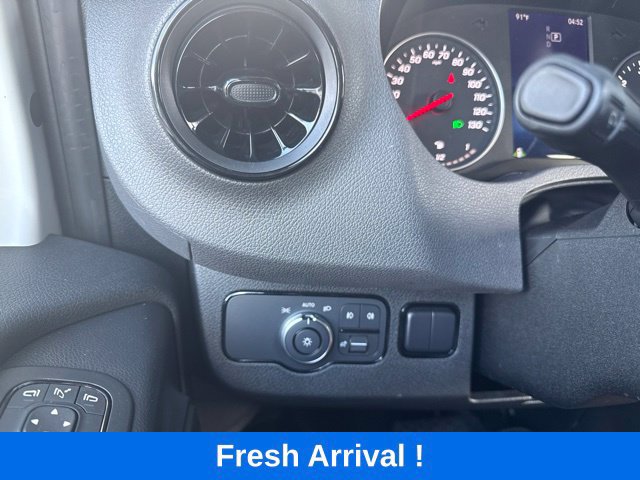 Used 2023 Mercedes-Benz Sprinter 2500 image 10