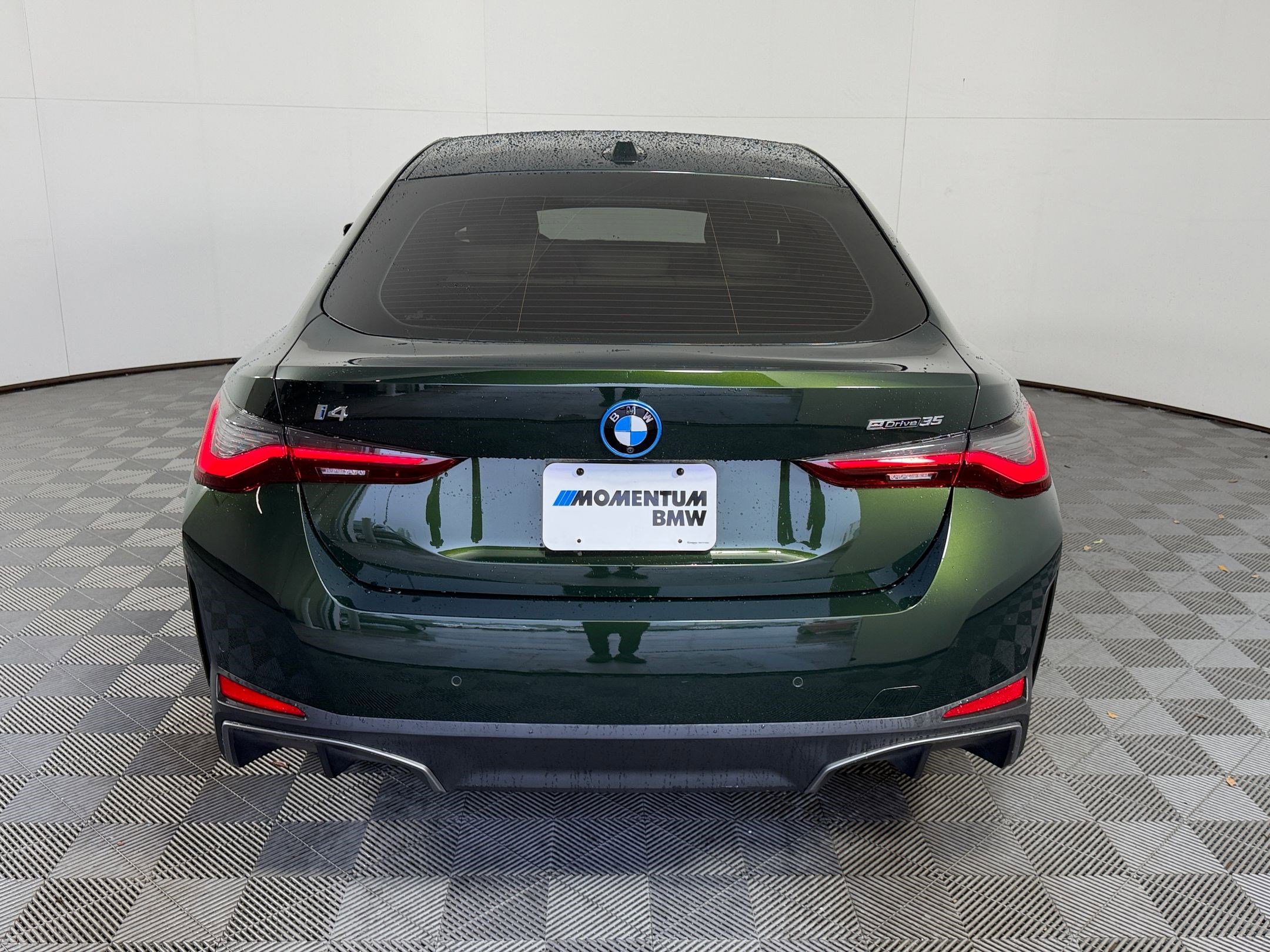Used 2023 BMW i4 eDrive35 w/ Premium Package RWD image 10