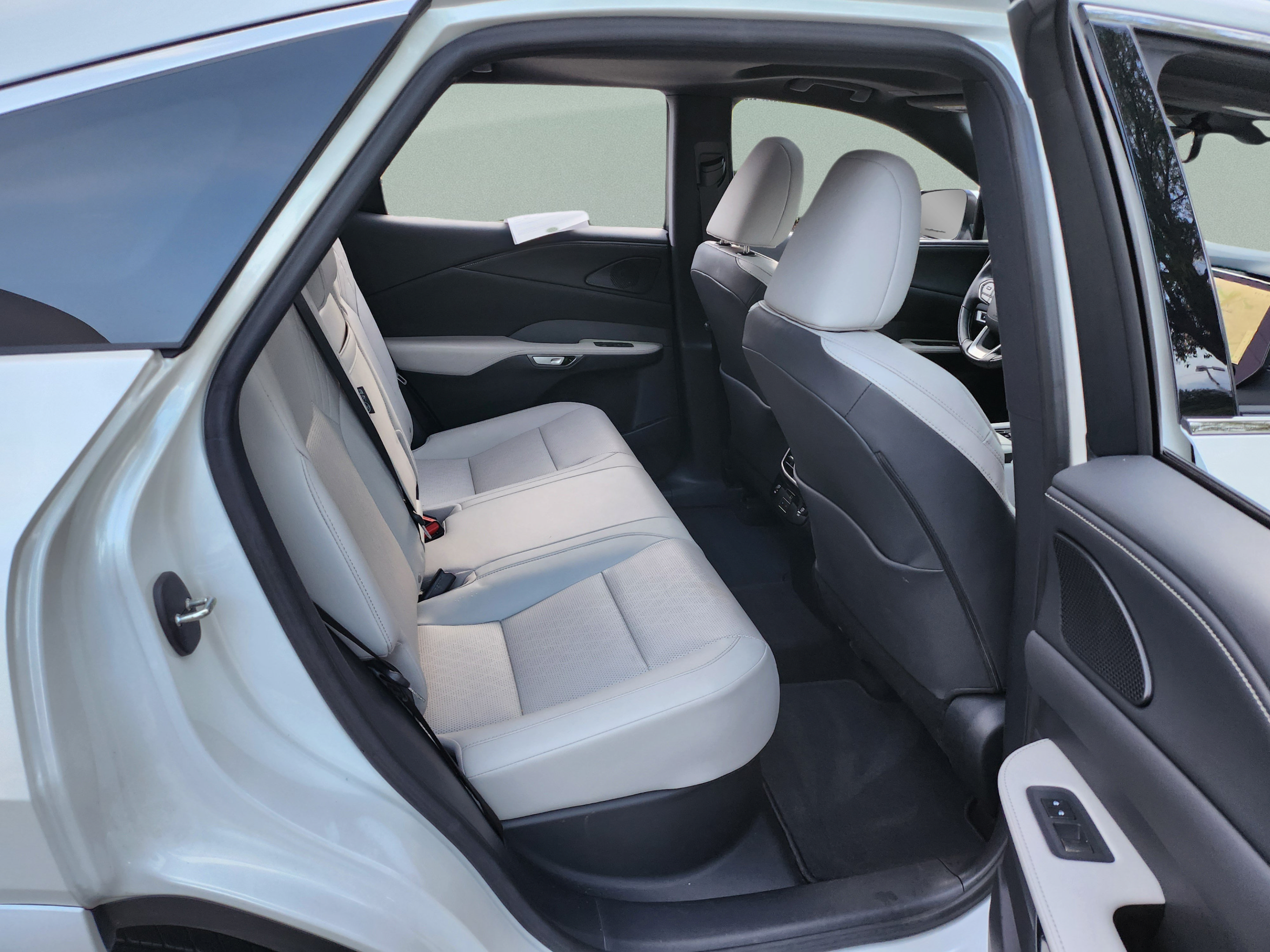 Certified 2026 Lexus RX 350 Premium Plus w/ Accessory Package (Z1) FWD image 26