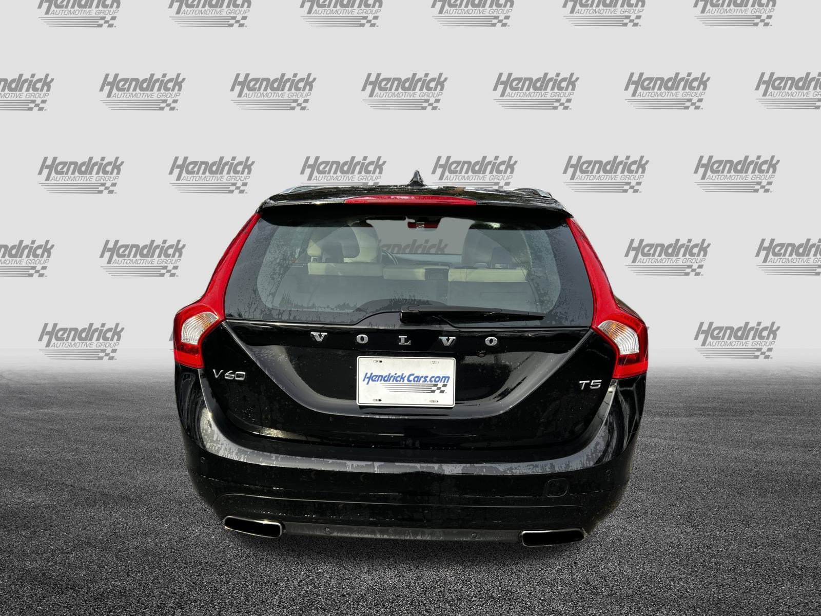 Used 2016 Volvo V60 T5 Premier w/ Convenience Package image 8