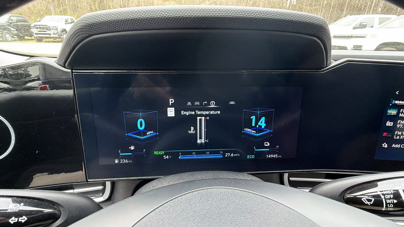 Used 2024 Hyundai Elantra Limited image 30