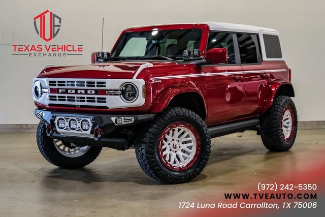 Used 2025 Ford Bronco Heritage Edition AWD/4WD image 1