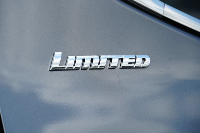 Used 2023 Toyota Tundra Limited w/ Power Package AWD/4WD image 11