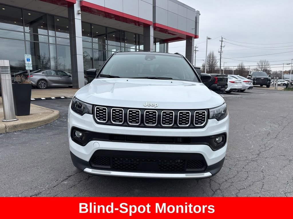 Used 2025 Jeep Compass Limited AWD/4WD image 10