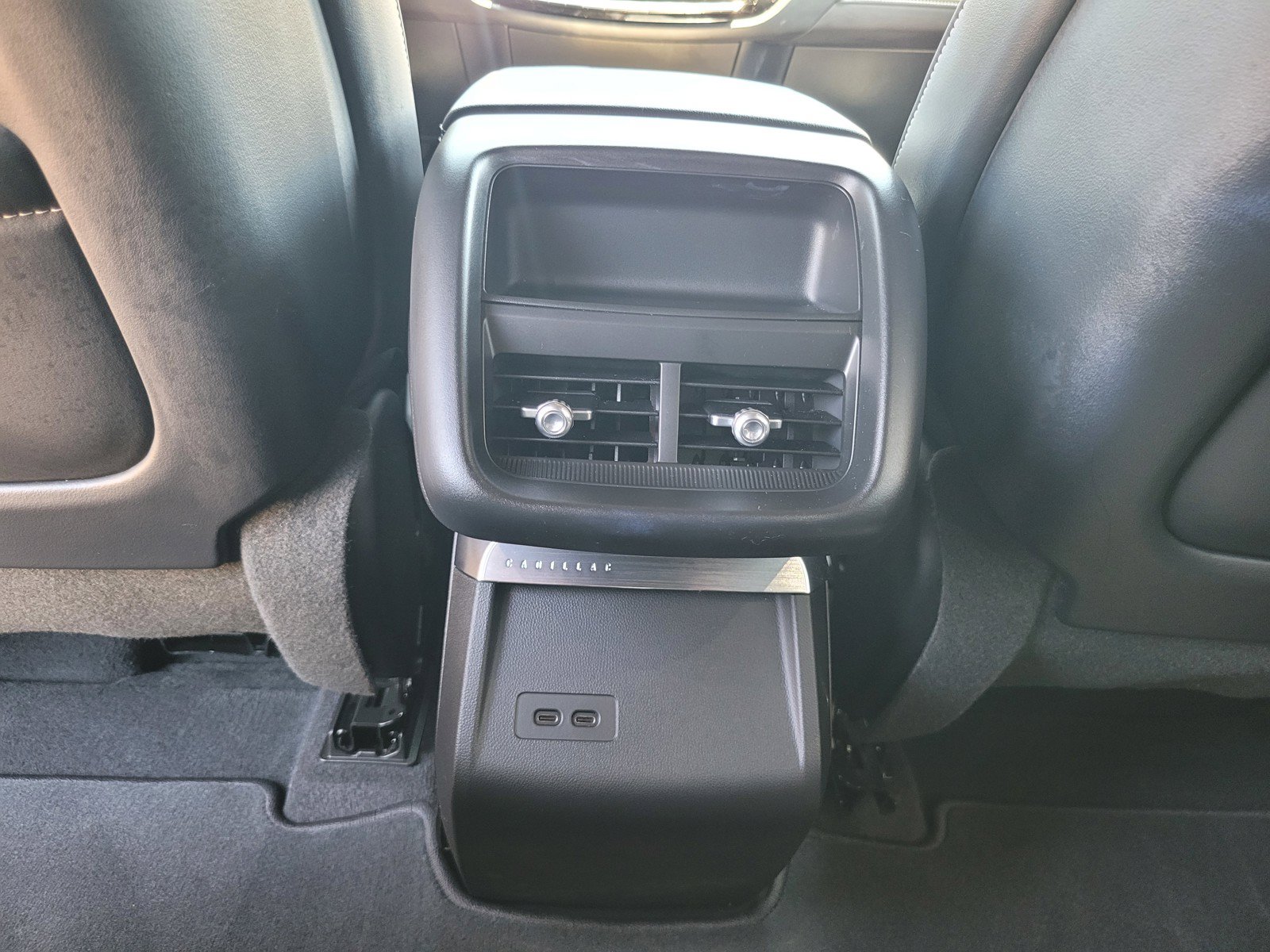 Certified 2024 Cadillac Lyriq Tech AWD/4WD image 13