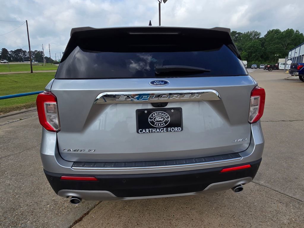 Used 2023 Ford Explorer Limited AWD/4WD image 4