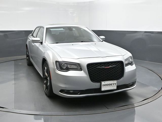 Used 2023 Chrysler 300 S image 22