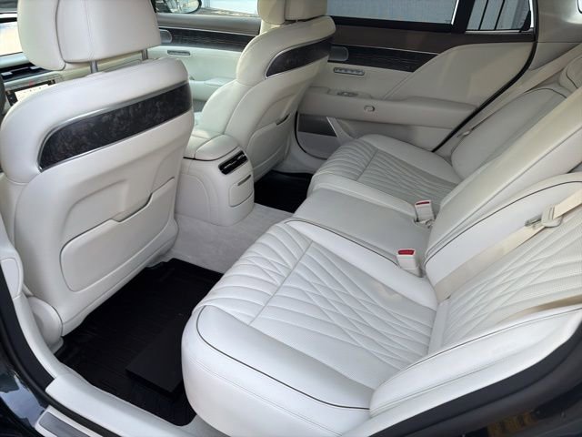 Used 2024 Genesis G90 3.5T image 24