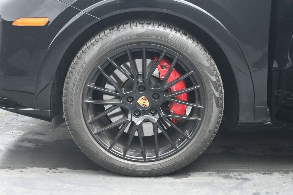 Used 2023 Porsche Cayenne GTS AWD/4WD image 35