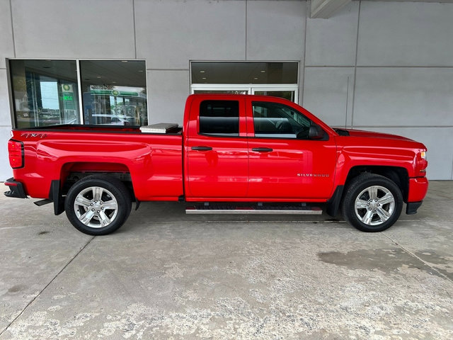 Used 2019 Chevrolet Silverado 1500 Custom w/ Custom Convenience Package image 6