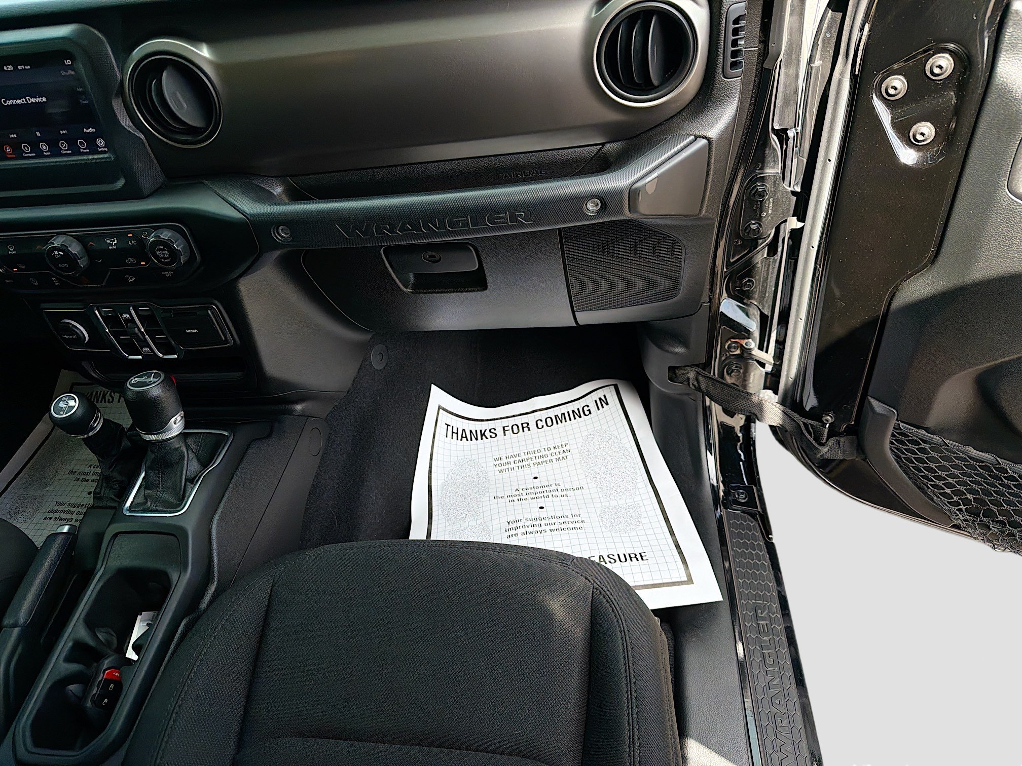 Used 2019 Jeep Wrangler Unlimited Sport S AWD/4WD image 16