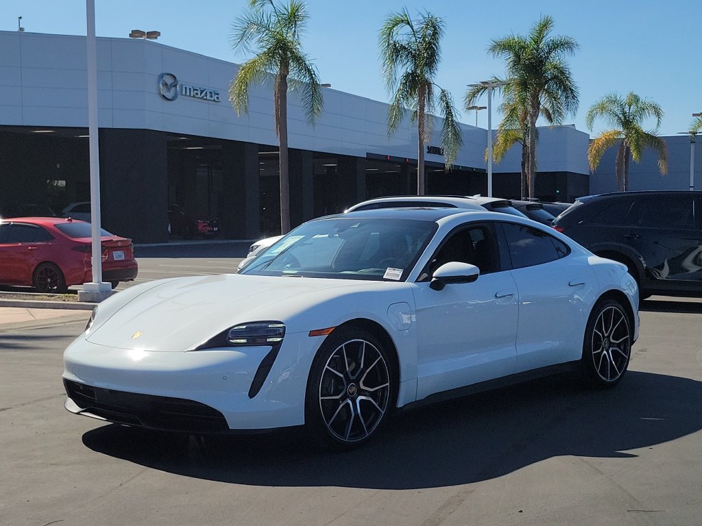 Used 2023 Porsche Taycan RWD image 32