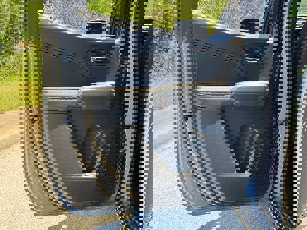 New 2025 GMC Canyon Elevation w/ Convenience Package image 22