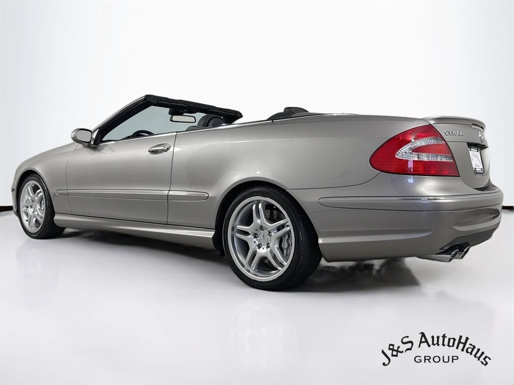 Used 2005 Mercedes-Benz CLK 55 AMG Cabriolet image 5