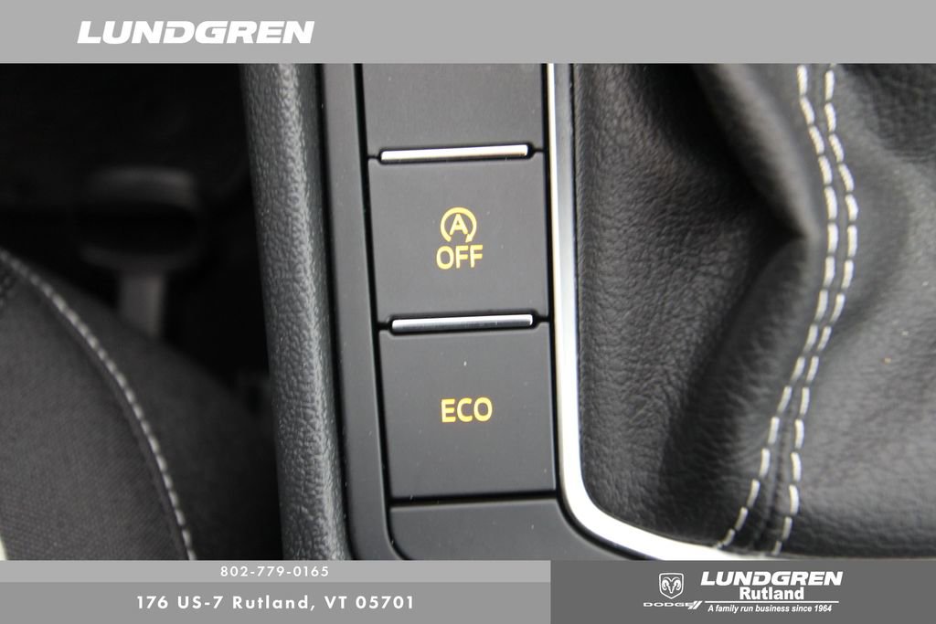 Used 2024 Volkswagen Jetta Sport image 25