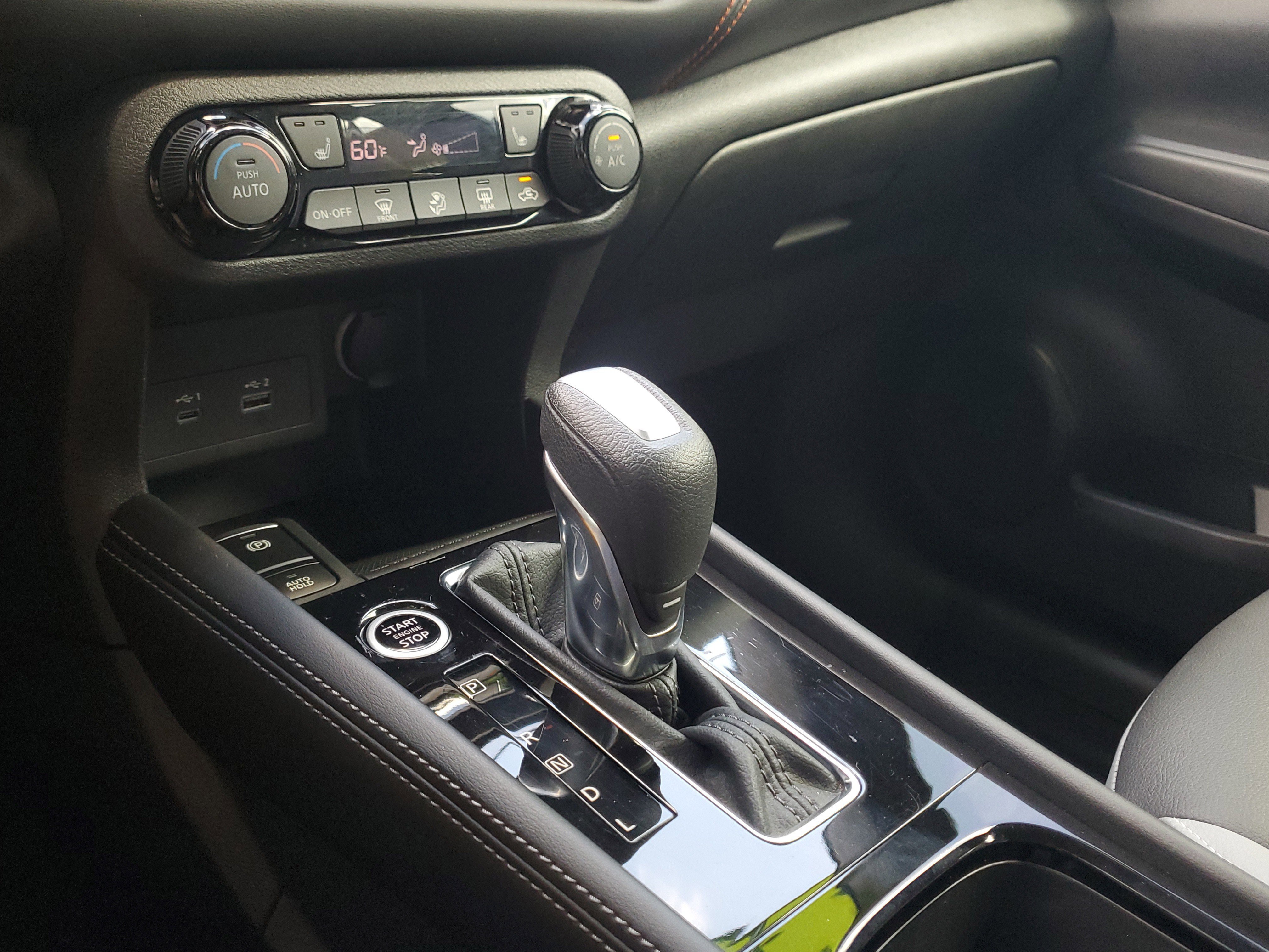 Used 2023 Nissan Kicks SR w/ SR Premium Package image 27