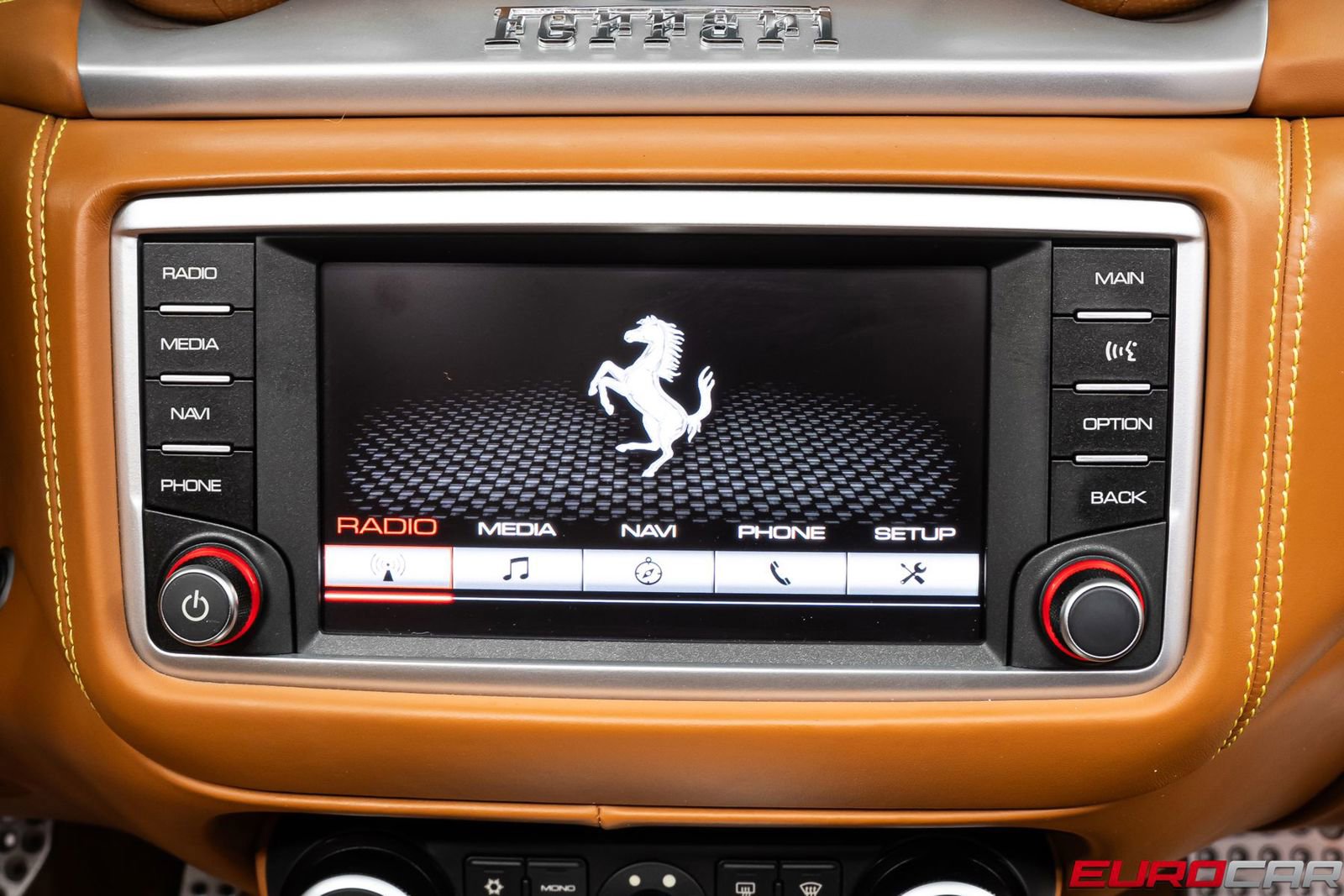 Used 2016 Ferrari California T image 32