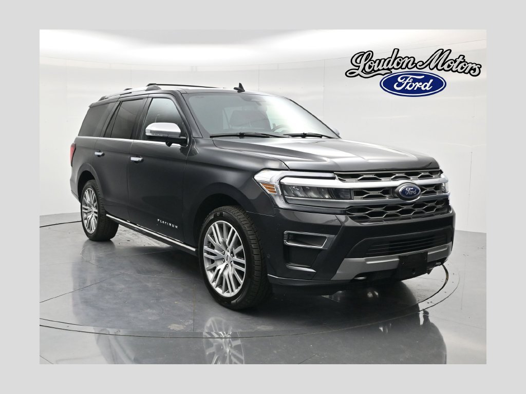 Used 2024 Ford Expedition Platinum AWD/4WD image 1