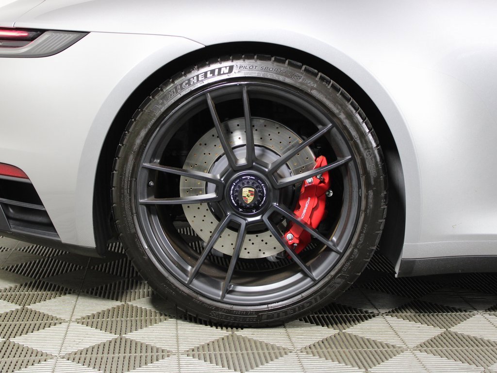 Used 2022 Porsche 911 Carrera 4 GTS image 39