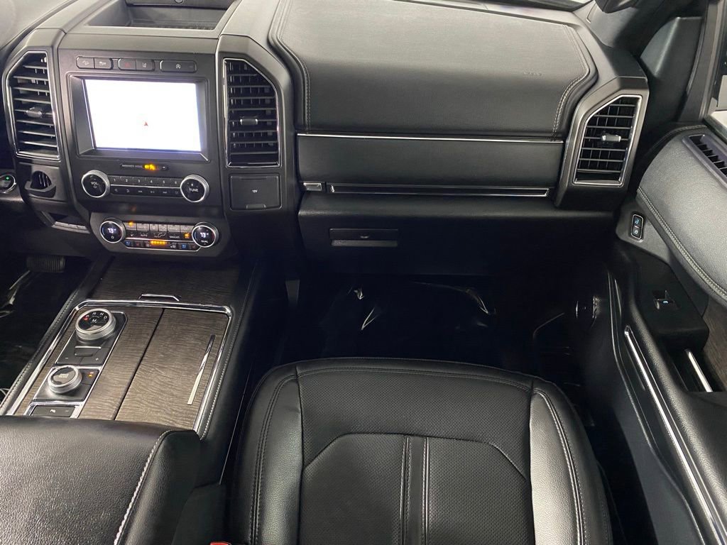 Used 2021 Ford Expedition Limited image 28