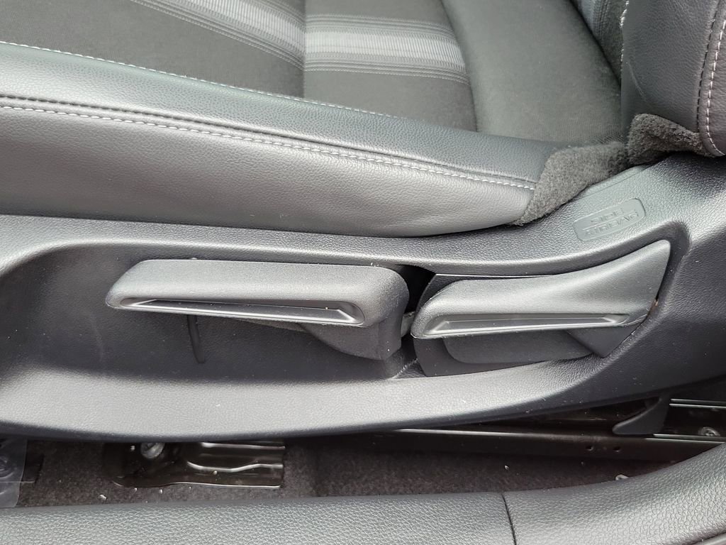 Used 2023 Honda Civic Sport image 19