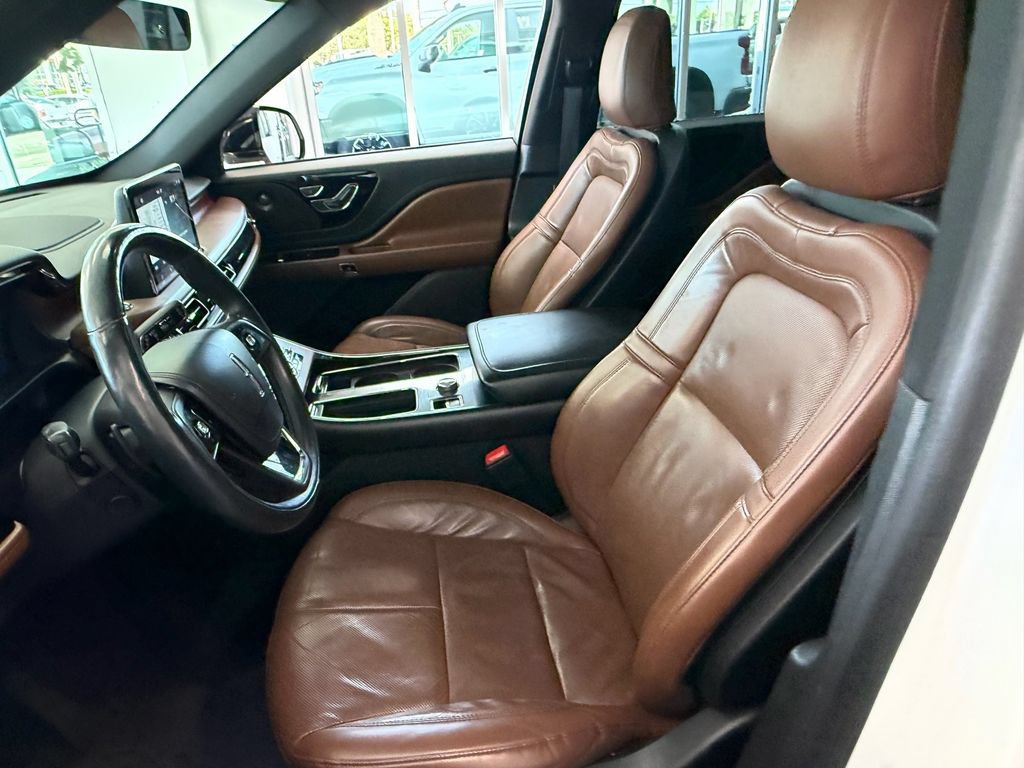 Used 2021 Lincoln Aviator Reserve w/ Equipment Group 201A RWD image 11