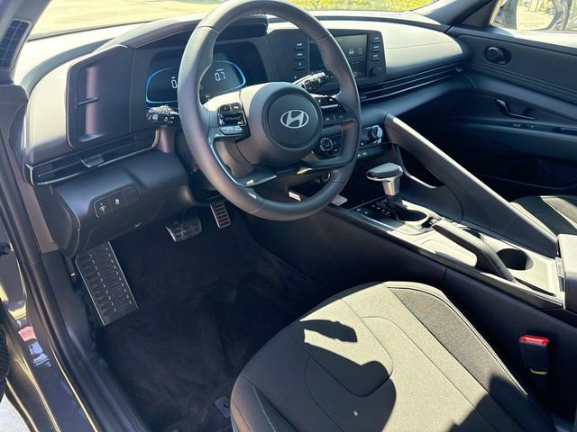 New 2026 Hyundai Elantra Sport image 21