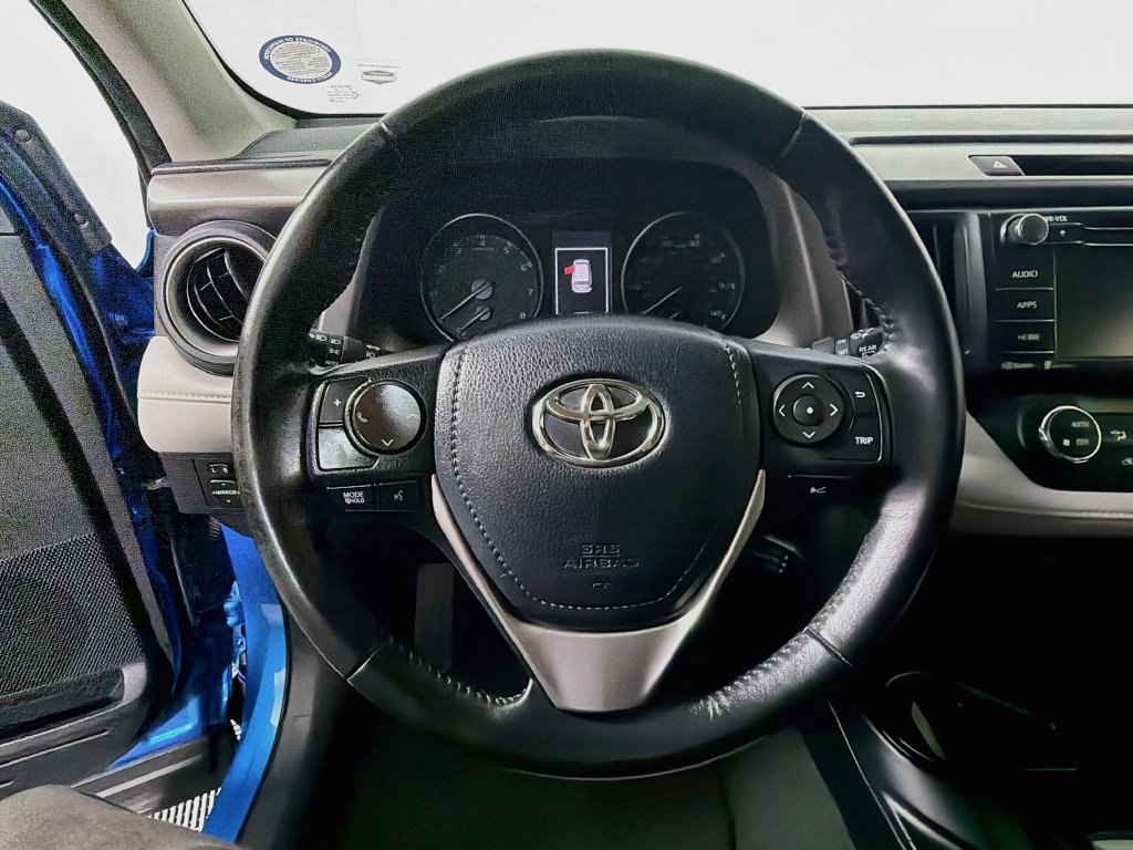 Used 2017 Toyota RAV4 XLE FWD image 15
