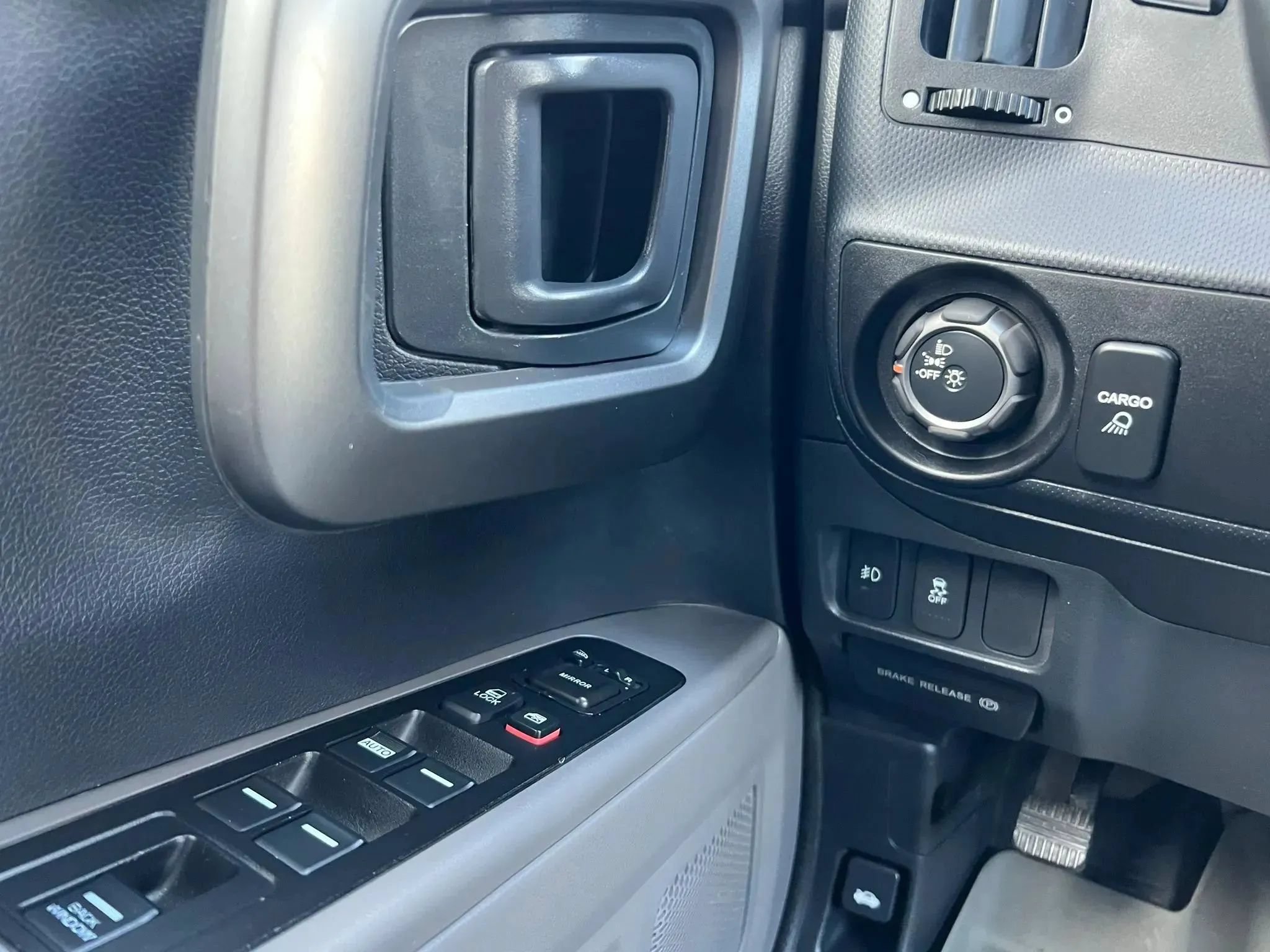 Used 2011 Honda Ridgeline RTL image 18