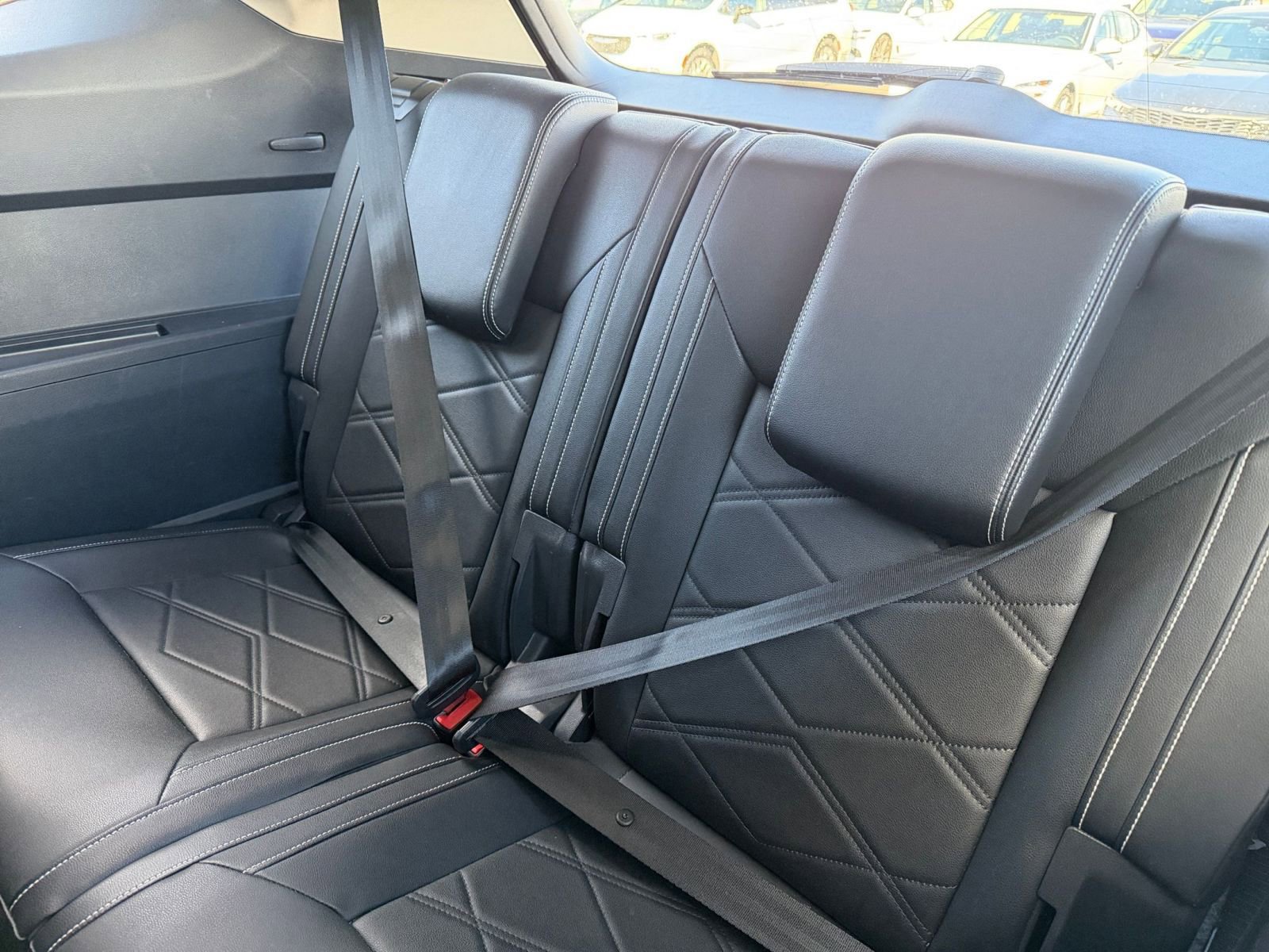 Used 2025 Volkswagen Atlas SE AWD/4WD image 31