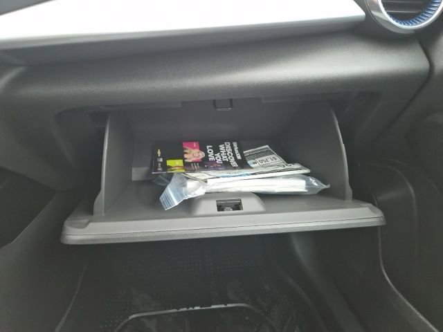 Used 2025 Chevrolet Trax LT w/ Driver Confidence Package image 34